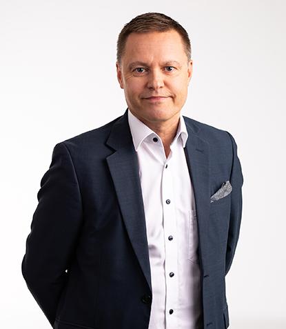 Mika Paananen, Veritas - henkilökuva