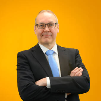 Mikko Mäkinen henkilökuva.