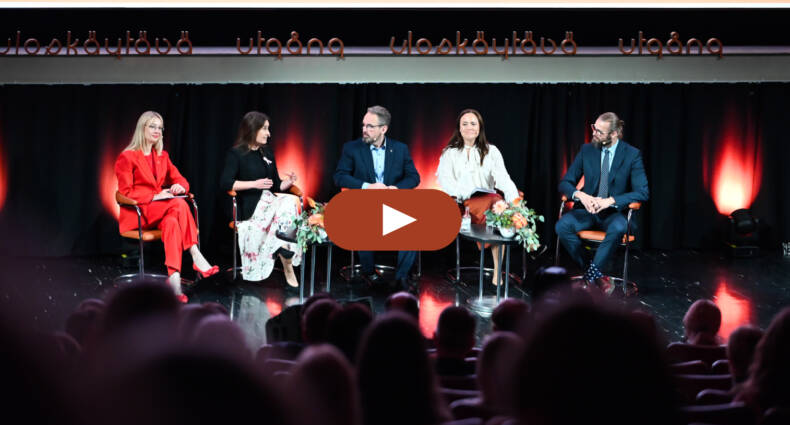 Kuvassa Telan päättäjädebatin panelistit.